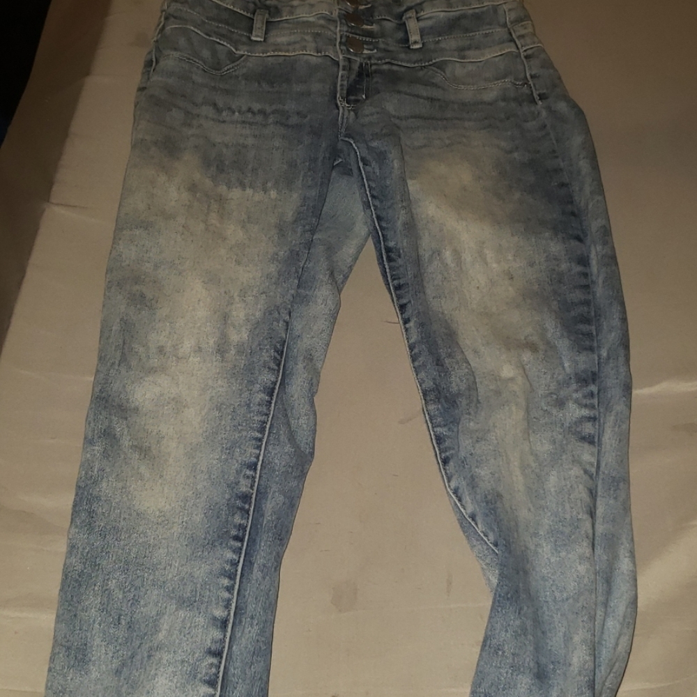 Jean's
